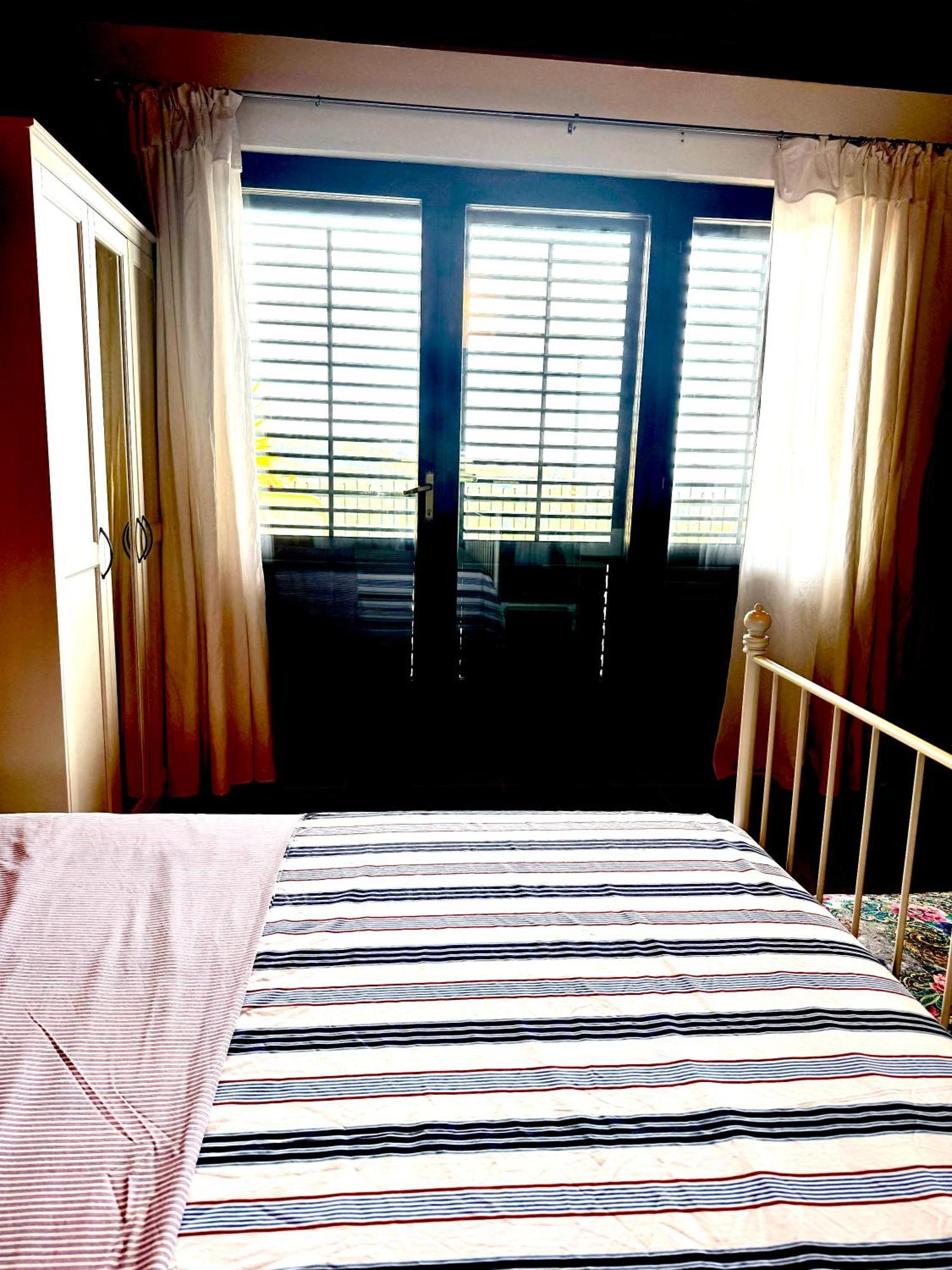 Enam Room Kojsko Bagian luar foto